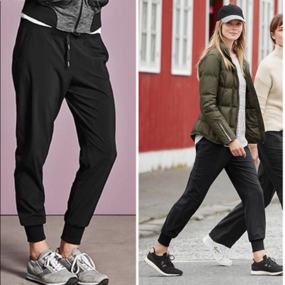 Athleta City Lined Jogger Navy Size 4